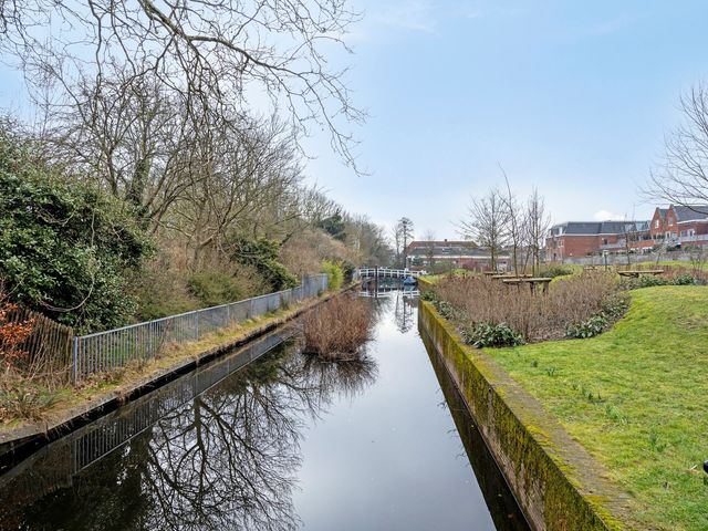 Meelfabriekplein 5, Leiden