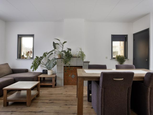 Molenstraat 13, Made