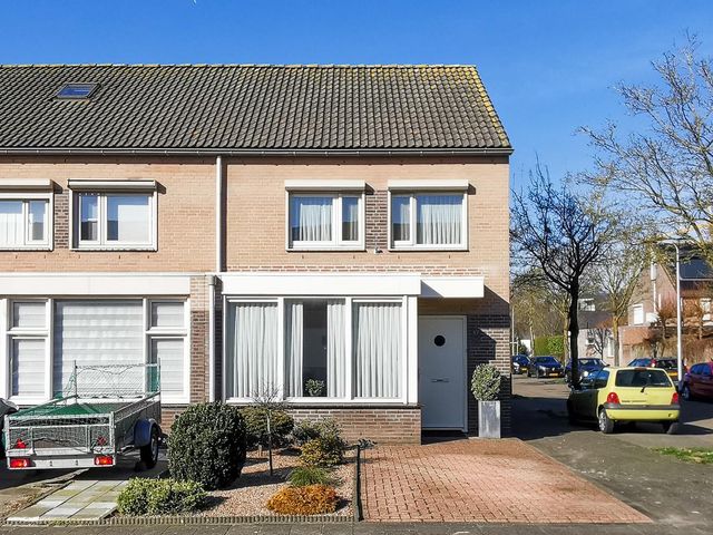 Kralingenstraat 17, Tilburg