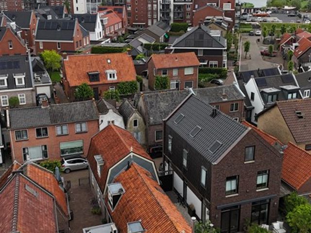 Weikamp 100, Bunschoten-Spakenburg