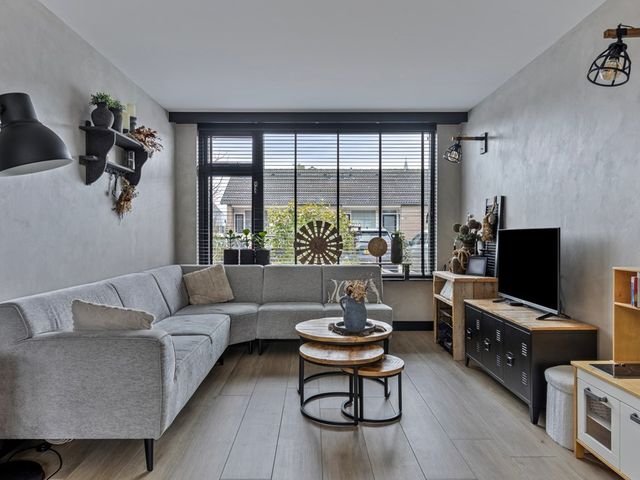 Van Brederodestraat 32, Noordeloos