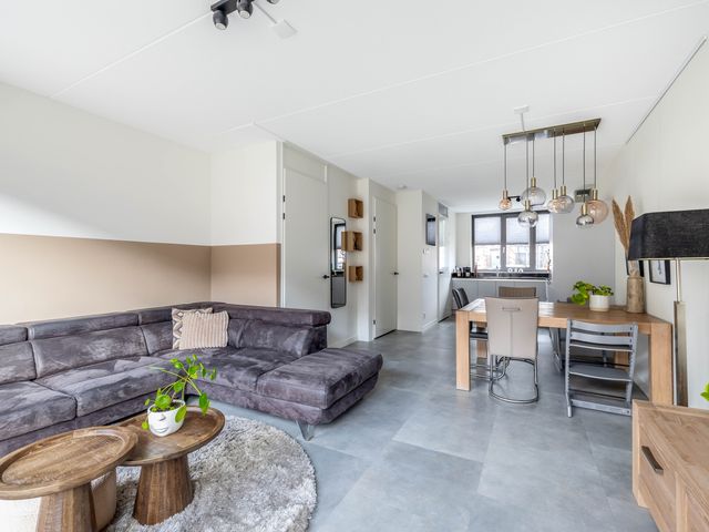 Grondel 16, Waddinxveen