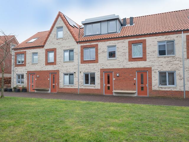 Ewijkplantsoen 15, Hoofddorp