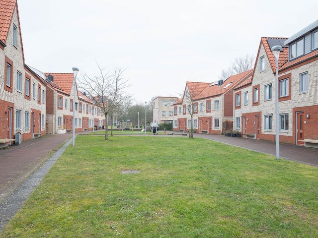 Ewijkplantsoen 15, Hoofddorp