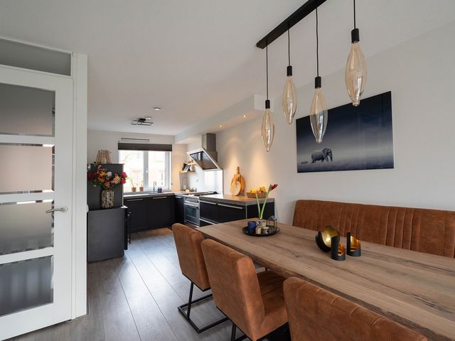 Ewijkplantsoen 15, Hoofddorp