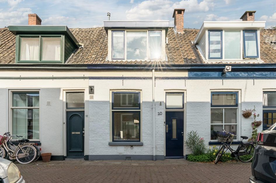 Spoorstraat 10