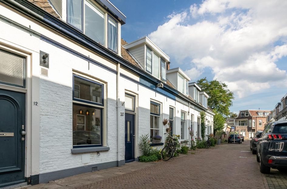 Spoorstraat 10