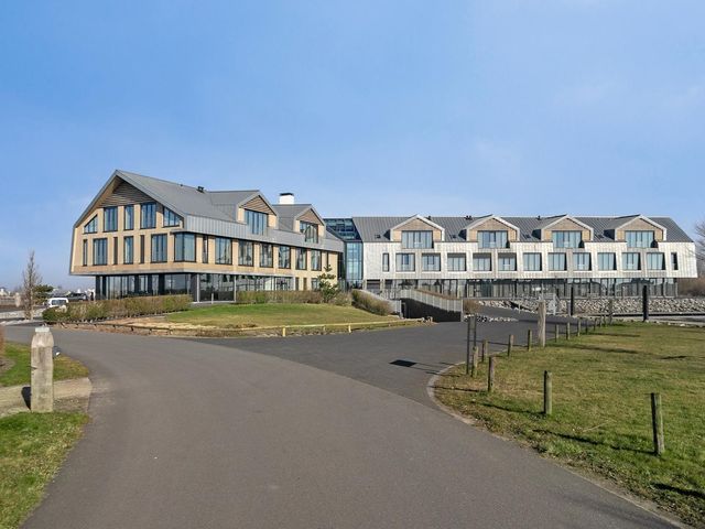 Oesterdam 25b, Tholen