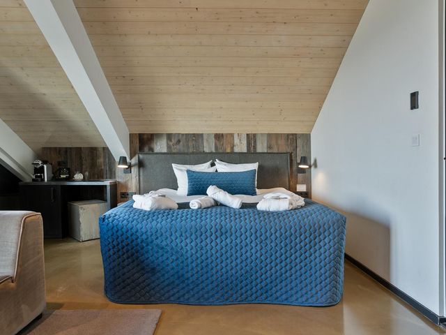 Oesterdam 25b, Tholen