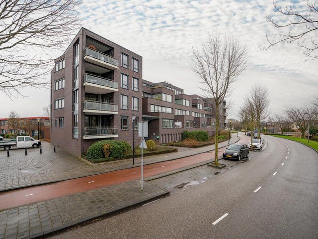 Zuidersingel 16, Barendrecht