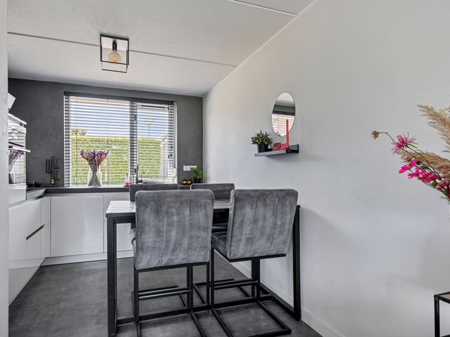 Bereklauw 30, Klazienaveen