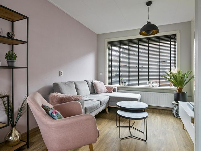 Julianastraat 57, Axel