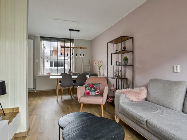 Julianastraat 57, Axel