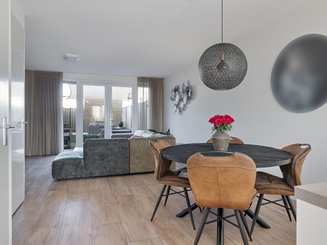 Apollovlinder 19, Terneuzen