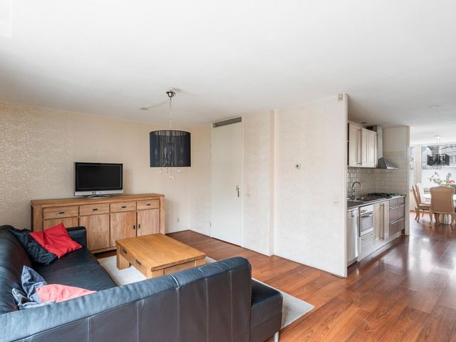 Dordtselaan 105B, Rotterdam