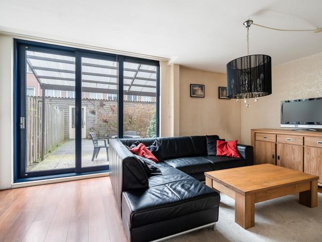 Dordtselaan 105B, Rotterdam