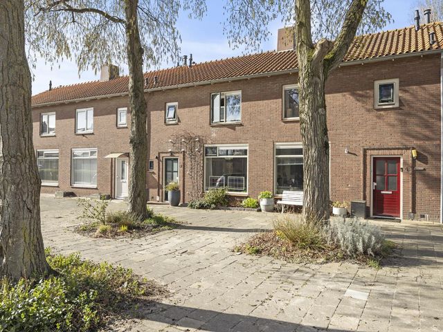 Leeuwerikstraat 6, Den Helder