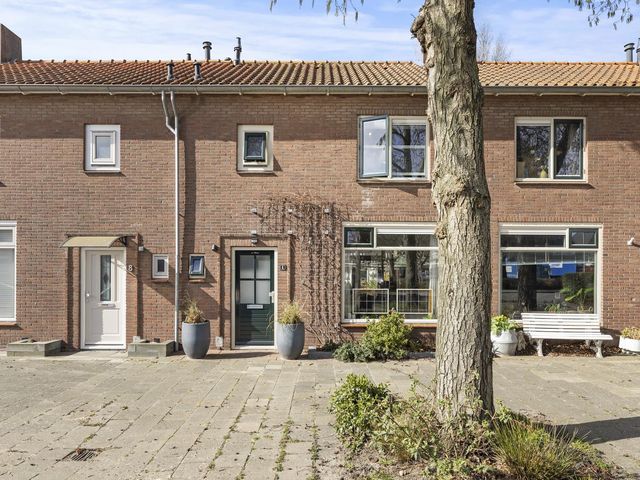 Leeuwerikstraat 6, Den Helder