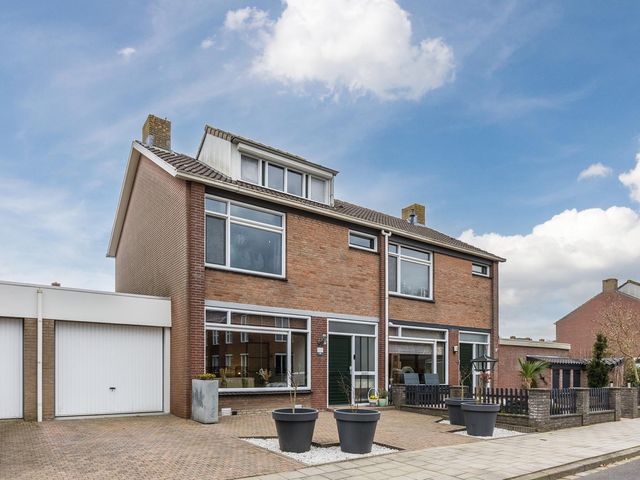 Willem Andriessenlaan 33, Terneuzen