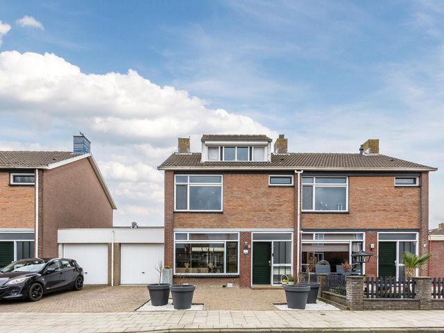 Willem Andriessenlaan 33, Terneuzen
