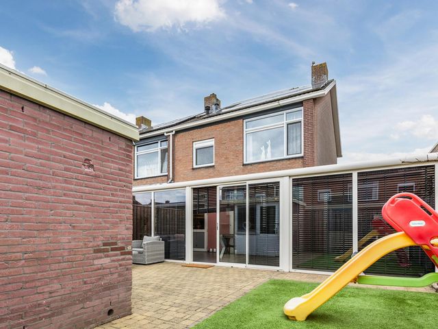 Willem Andriessenlaan 33, Terneuzen