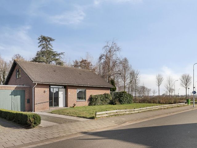 Reaumurstraat 1, Terneuzen