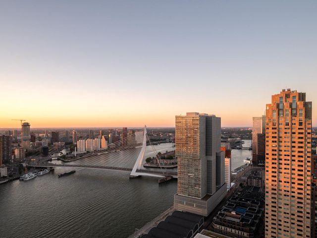 Landverhuizersplein 152, Rotterdam