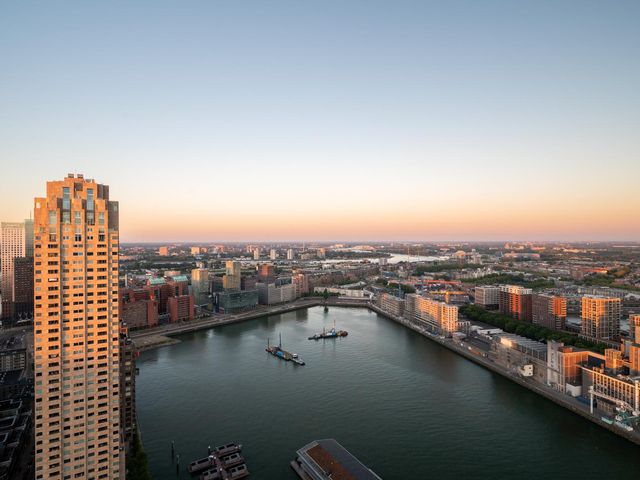 Landverhuizersplein 152, Rotterdam