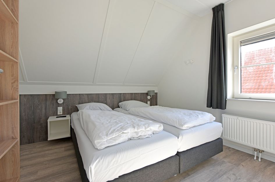 Zeedijk 24 586