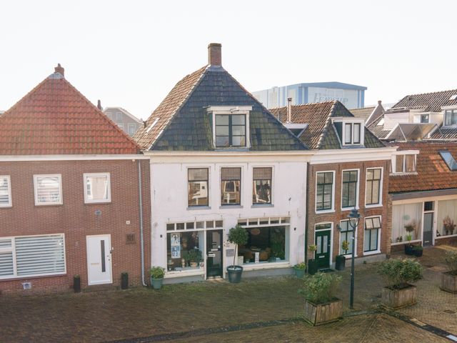 Plein 5, Makkum