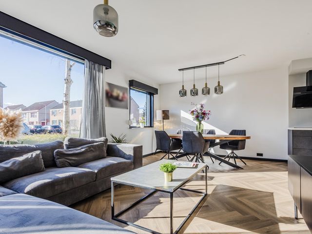 Castiliestraat 33, Philippine