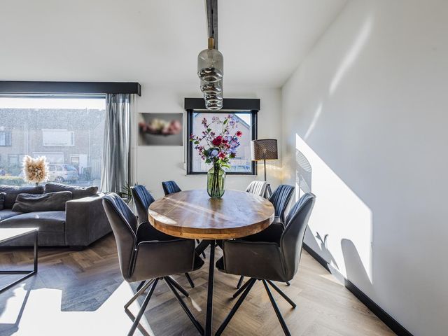 Castiliestraat 33, Philippine