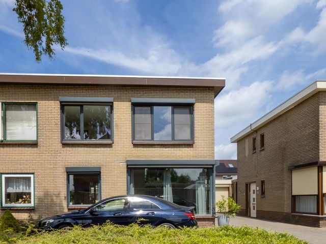Castiliestraat 33, Philippine