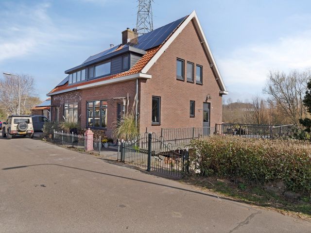Rijsdijk 162, Rhoon