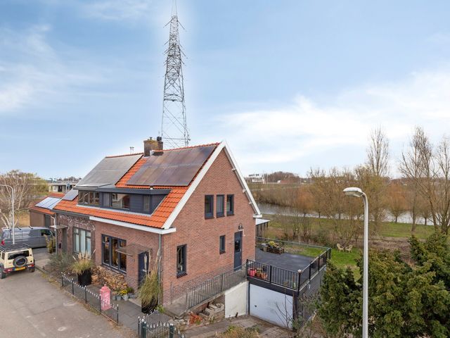 Rijsdijk 162, Rhoon