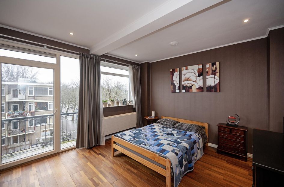 Catharina van Rennesstraat 1 3