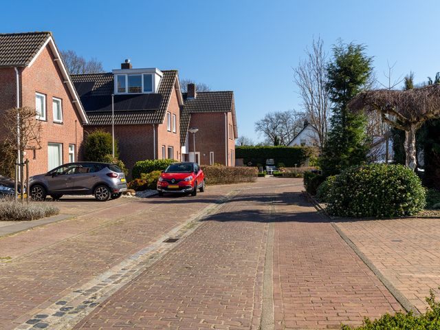 Walstro 9, Sprang-Capelle