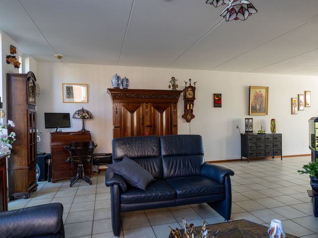 Walstro 9, Sprang-Capelle