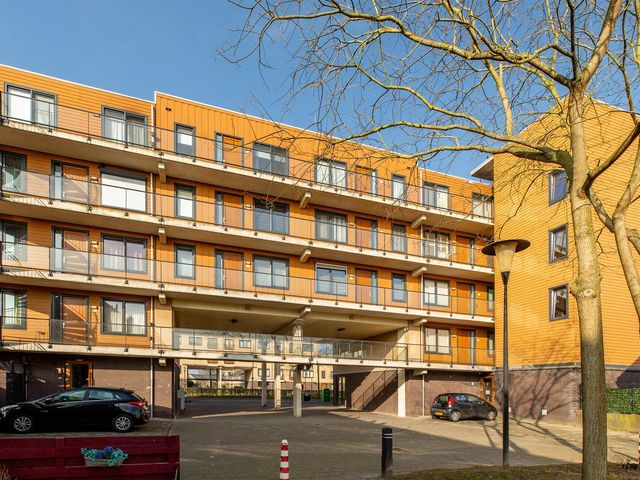 Avenue Carre 36, Barendrecht