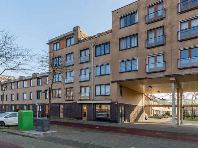 Avenue Carre 36, Barendrecht