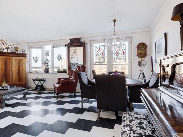 Avenue Carre 36, Barendrecht
