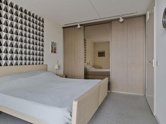 Middeldijkerplein 88, Barendrecht