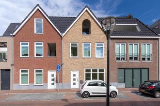 vrije-sector-woningen te huur op Frans van Waesberghestraat 73