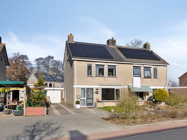 Meerweg 12, Rutten