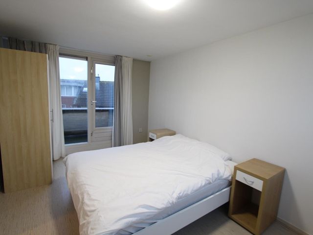 Rie Cramerplantsoen 35, Hoofddorp