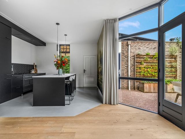 Dorpsstraat 20, Oosterhout