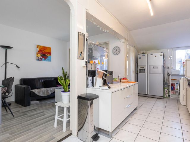Ceder 72, Hoorn