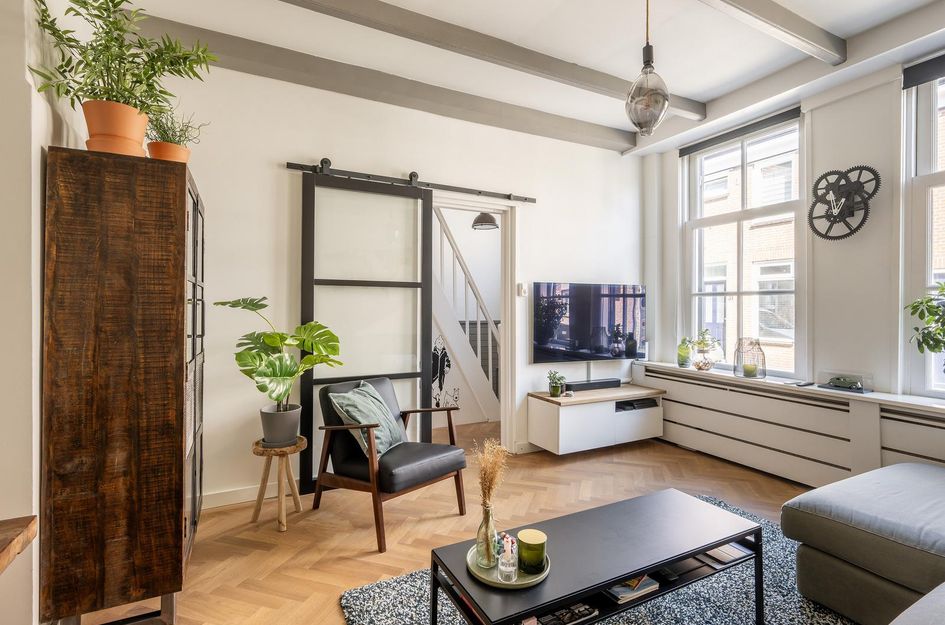 Hoogstraat 42