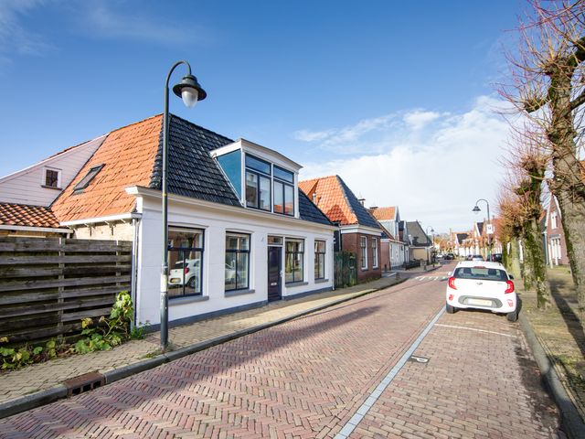 Bleekstraat 1, Makkum