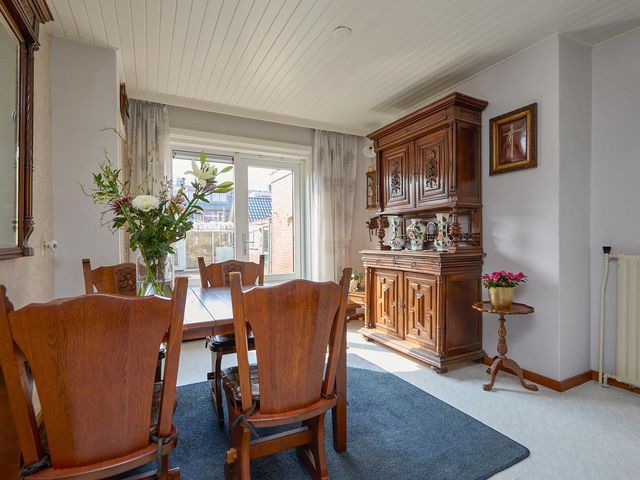 Schoolstraat 45, Nieuw-Vennep